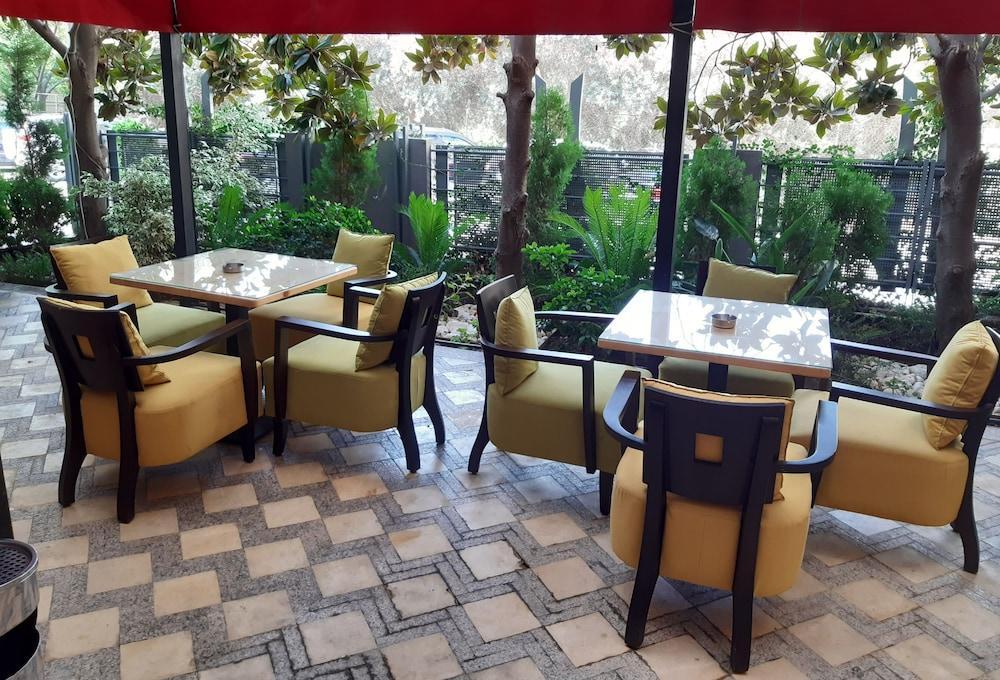 Dolls Hotel By Eurostars (Adults Only) Jounieh Luaran gambar